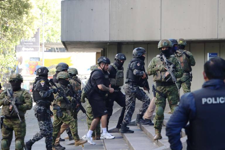 $!Daniel Salcedo otra vez fue llevado a la Fiscalía en Quito.