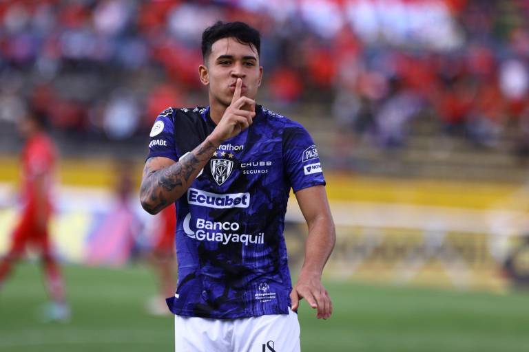 $!Kendry Páez festejando un gol.