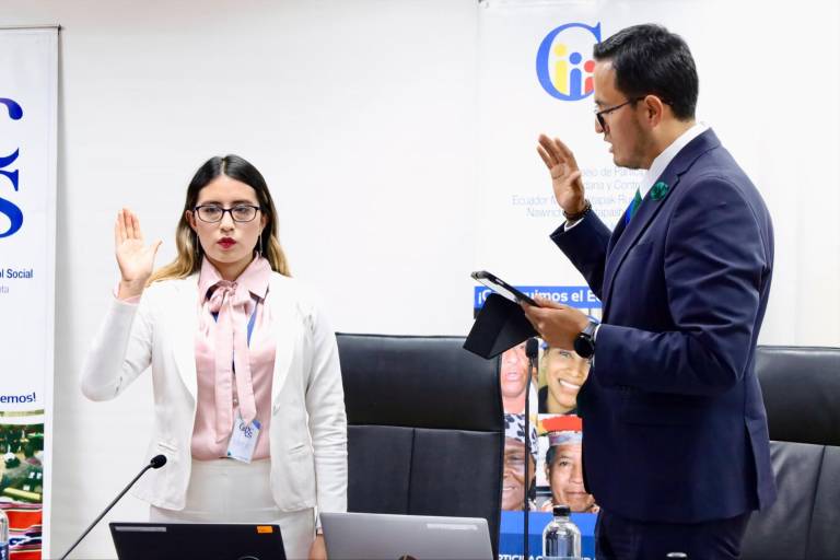 $!Cynthia Jacho fue designada como presidenta de la comisión que elegirá al nuevo fiscal.