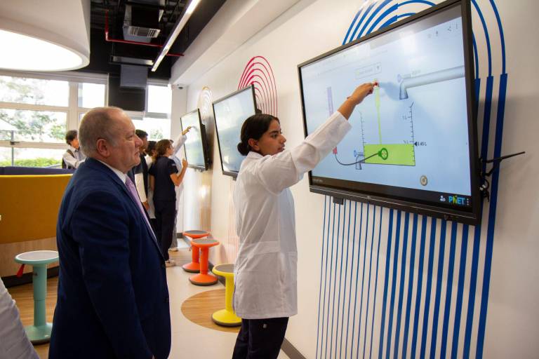 $!Las especializaciones y maestrías de la UIDE tienen un alto componente de innovación.