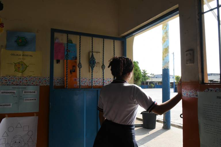 $!Imagen referencial de una estudiante en un plan del de la Costa.
