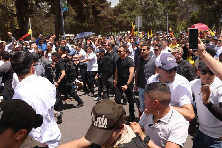 $!Noboa marchó con la ciudadanía el pasado 12 de agosto luego de convocar a simpatizantes para protestar contra decisiones de la Corte Constitucional.