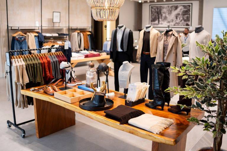 $!En alianza con Gap Inc., AR Holdings inauguró su primera tienda Banana Republic en Scala Shopping, Quito, Ecuador.