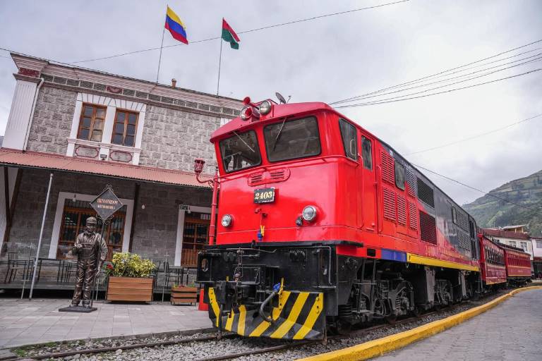 $!Tren que reliaza el corrido que conecta Alausí con Sibambe.