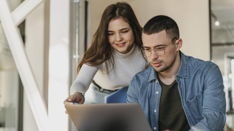 ¿Cómo postular a los 160.000 nuevos empleos para jóvenes anunciados por el Gobierno?