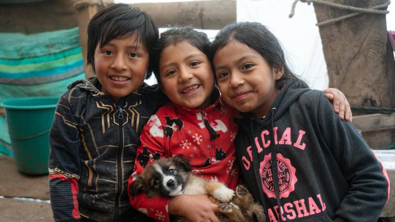 Ecuador firma un nuevo acuerdo con Unicef para garantizar los derechos de la niñez