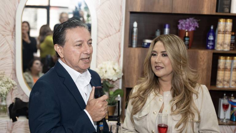 Joffre Castañeda y Yesenia Vargas, esposos y propietarios de la marca.