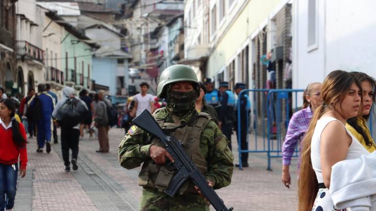 Más de 1.500 armas y 8.300 explosivos son incautados durante el estado de excepción en Ecuador