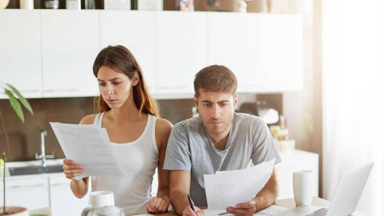 ¿Quiénes deben declarar Impuesto a la Renta en 2026 en Ecuador? Estos son los montos, según el SRI