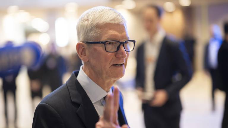 Tim Cook deja su puesto de CEO en Apple: este será su nuevo cargo