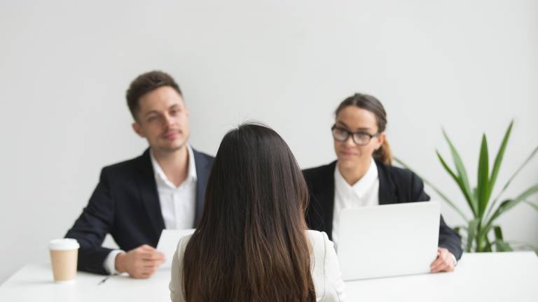 La UAFE busca analistas jurídicos: estos son los requisitos y sueldos para las vacantes