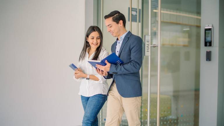 Productividad y adaptación al cambio entre los beneficios de la felicidad laboral