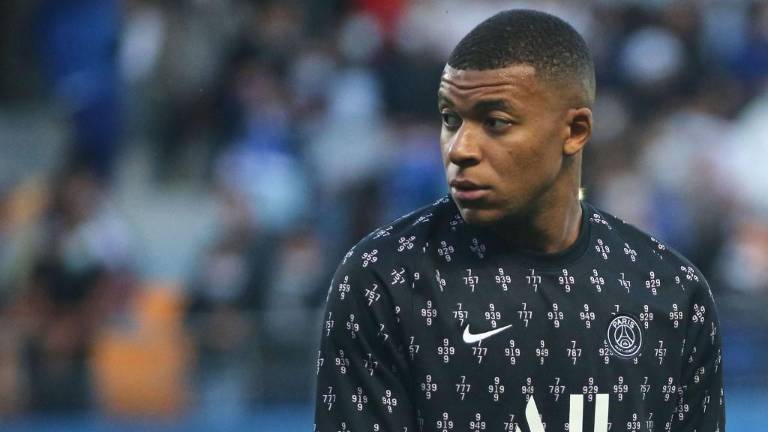 Dos días después de la contratación de Messi, Mbappé reacciona y dedica un mensaje al argentino