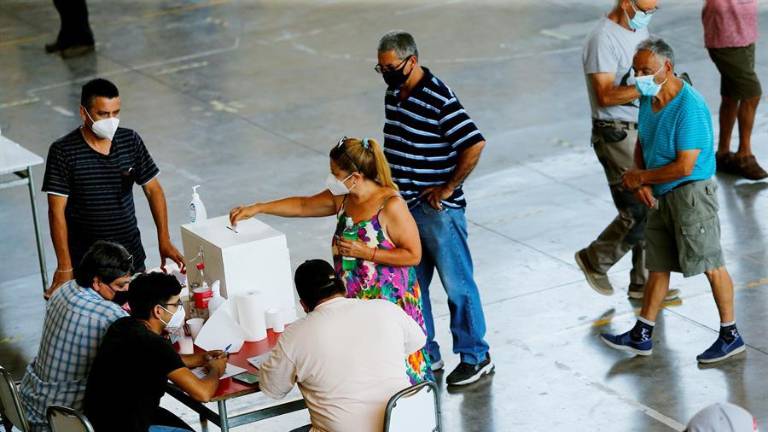 Centros de votación abren en Chile para la segunda vuelta de la elección presidencial
