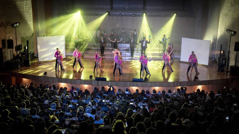 Frenesí 2.0 celebrará la música y las raíces de Latinoamérica con un espectáculo inmersivo en Quito