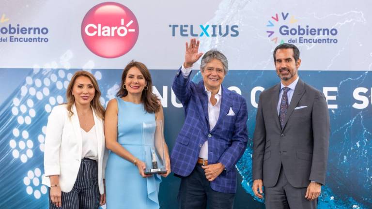 Claro impulsa la conectividad en el Ecuador con un nuevo cable submarino