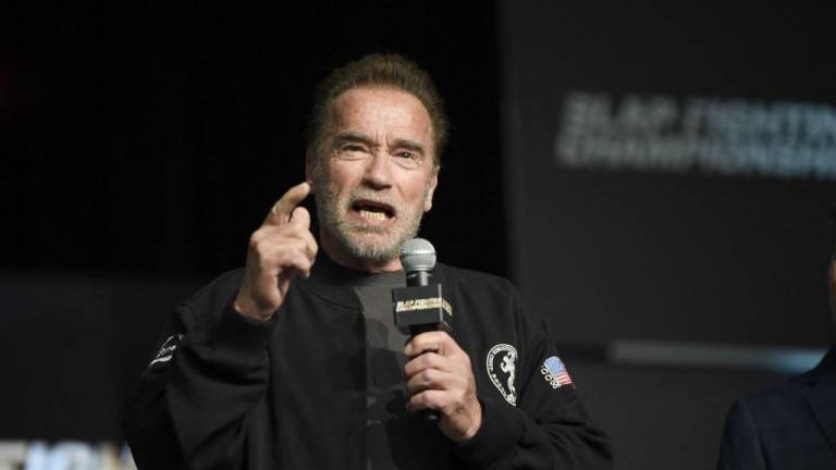 Arnold Schwarzenegger envía un mensaje a Putin para detener la guerra y recuerda heridas de su padre