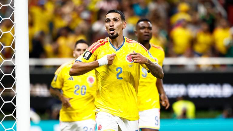 Daniel Muñoz celebrando el gol del partido entre Colombia y RD Congo.