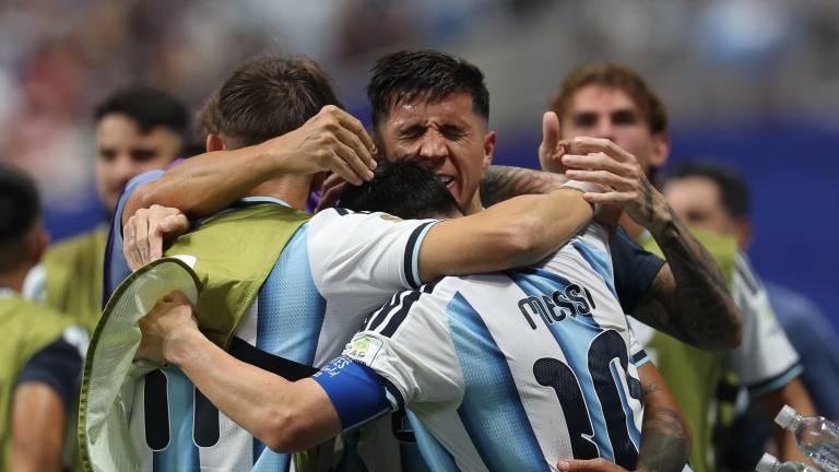 Argentina remonta a Egipto con un gol agónico y avanza a cuartos de final del Mundial 2026