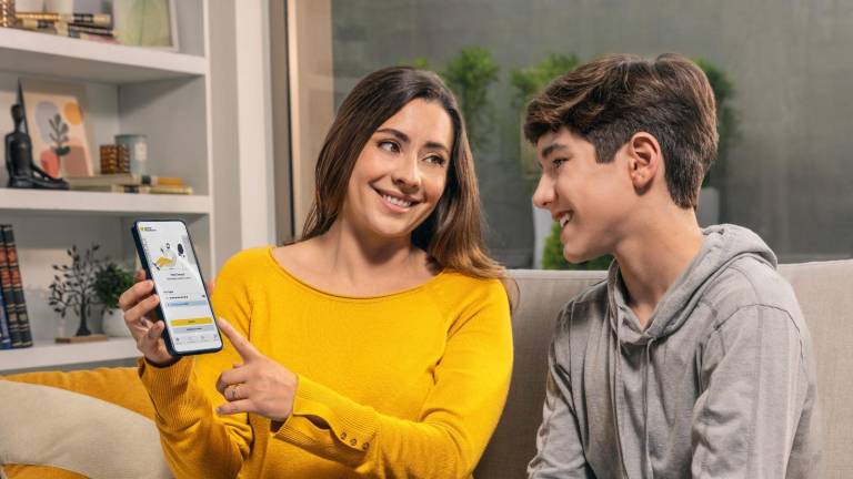 La transformación digital del sistema financiero alcanza a más adultos en el Ecuador