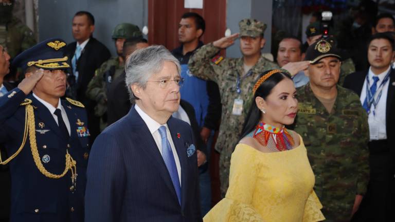 El pueblo tiene la sabiduría para desterrar la demagogia y el autoritarismo, dijo Lasso al inaugurar elecciones en Ecuador