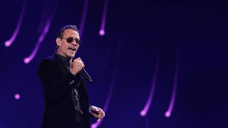 El cantante Marc Anthony en concierto durante el 64º Festival Internacional de la Canción de Viña del Mar este domingo, en Viña del Mar (Chile).