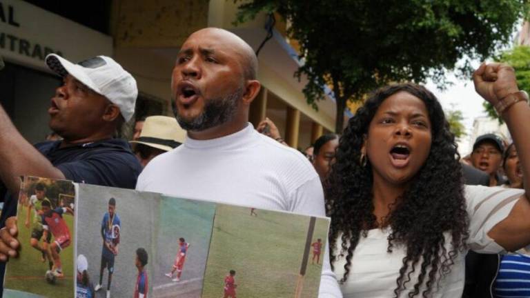 Caso Malvinas destapa otras presuntas 17 desapariciones y 'patrones' que implicarían a militares, revela Comité de DD.HH.