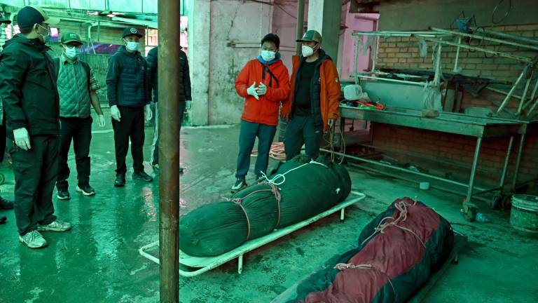 Avalancha en montaña de Nepal deja al menos dos muertos y 14 desaparecidos