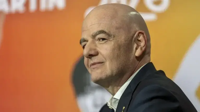 Suiza retira su apoyo a Gianni Infantino para la reelección en FIFA