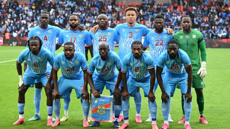 Los jugadores de la selección del Congo posan para una foto grupal antes del partido amistoso internacional de fútbol entre Dinamarca y la República Democrática del Congo, previo al Mundial de Fútbol de la FIFA 2026.