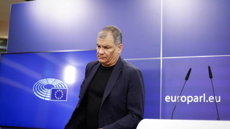 Rafael Correa nuevamente salpicado en otro caso de corrupción.