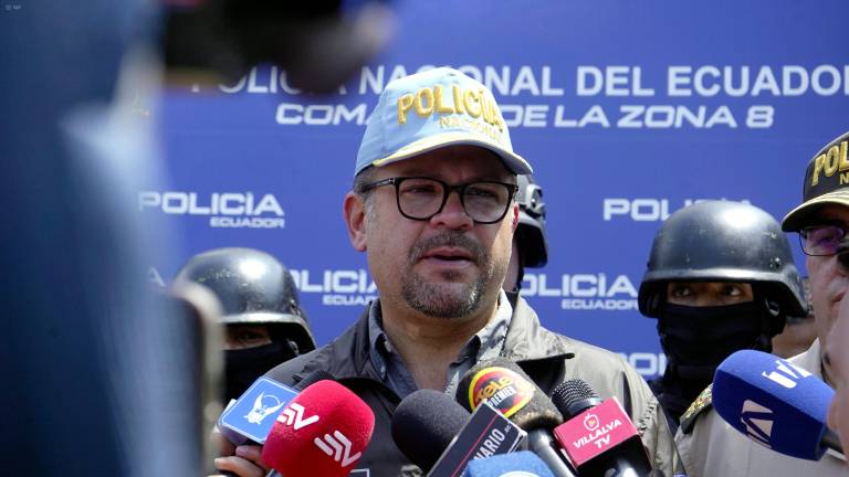 El ministro John Reimberg habla sobre los indultos y amnistías para personal extranjero.