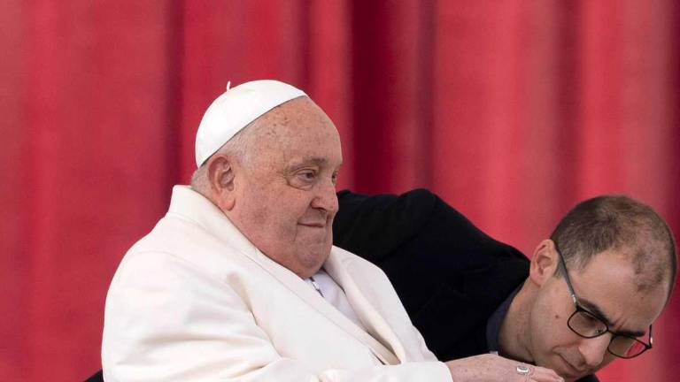 La salud del papa Francisco: el Vaticano informa que presenta 'una ligera mejoría'