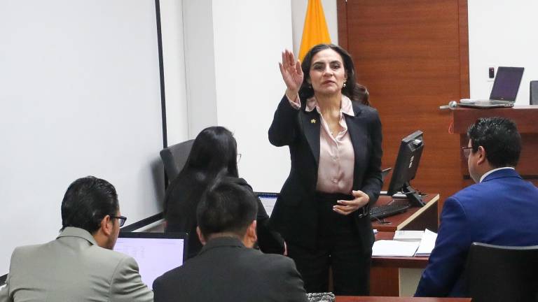 Niegan acción de protección a Verónica Abad contra cinco decretos de Daniel Noboa
