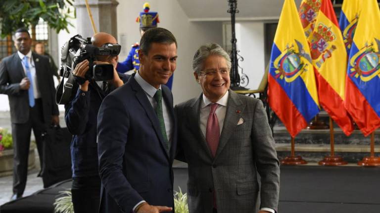 Guillermo Lasso y Pedro Sánchez hablan sobre aumentar inversiones de España en Ecuador