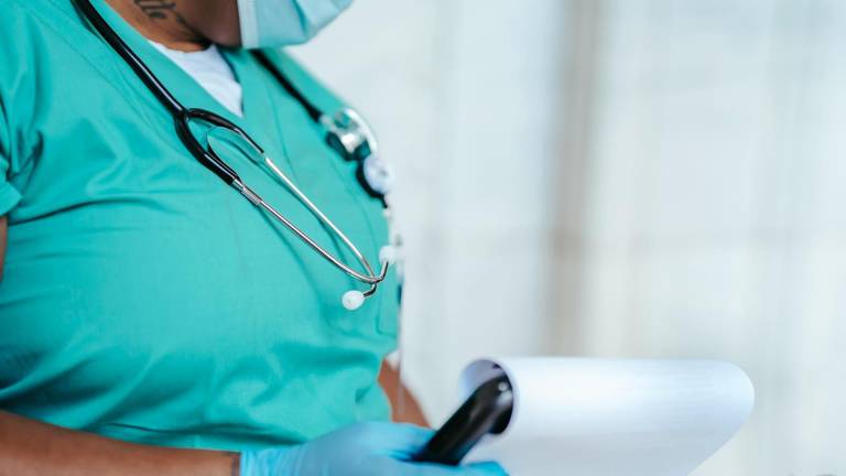 Caso en Ecuador de la influenza A(H3N2) se originó por familiares llegados de España