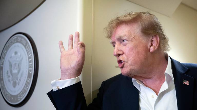 Trump acude al Supremo para reactivar las deportaciones de migrantes a terceros países