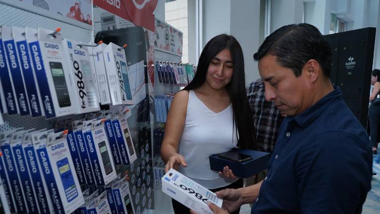 La evolución de las calculadoras electrónicas se conmemoró en Ecuador