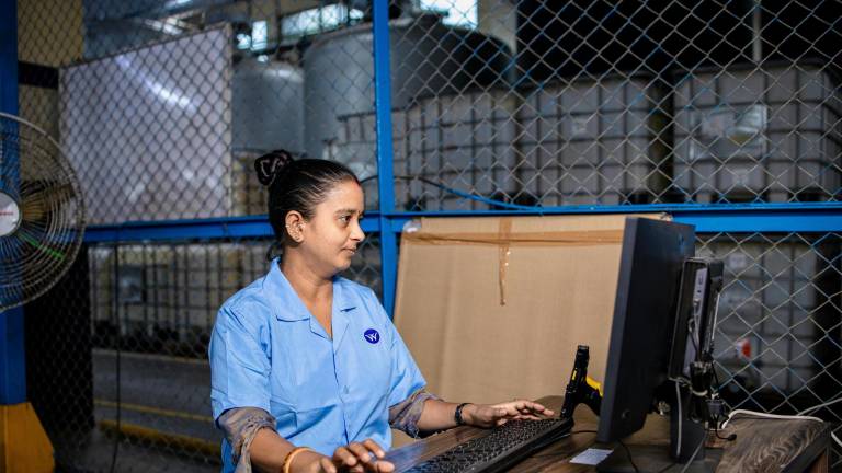 Así cambiarían los turnos, horarios y días de descanso con el nuevo acuerdo laborar en Ecuador para 2026