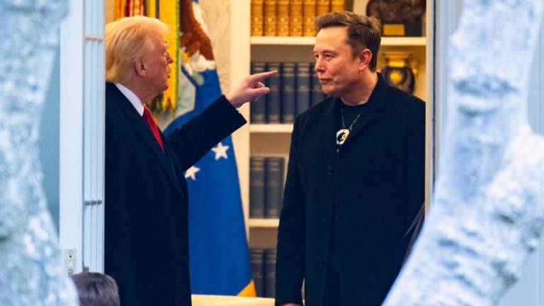 Musk suprimió varias publicaciones que él mismo escribió o compartió, entre ellas una que llamaba a la destitución de Donald Trump como presidente de Estados Unidos.