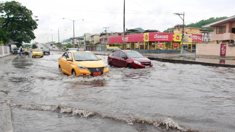 El fenómeno de El Niño alcanzará su máxima intensidad en Ecuador a finales de año, advierte INOCAR