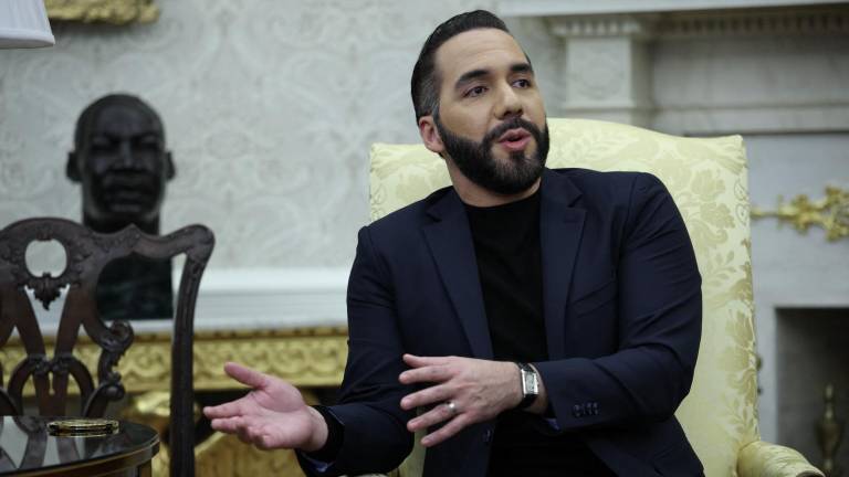 Nayib Bukele prohíbe el 'lenguaje inclusivo' en las escuelas públicas de El Salvador