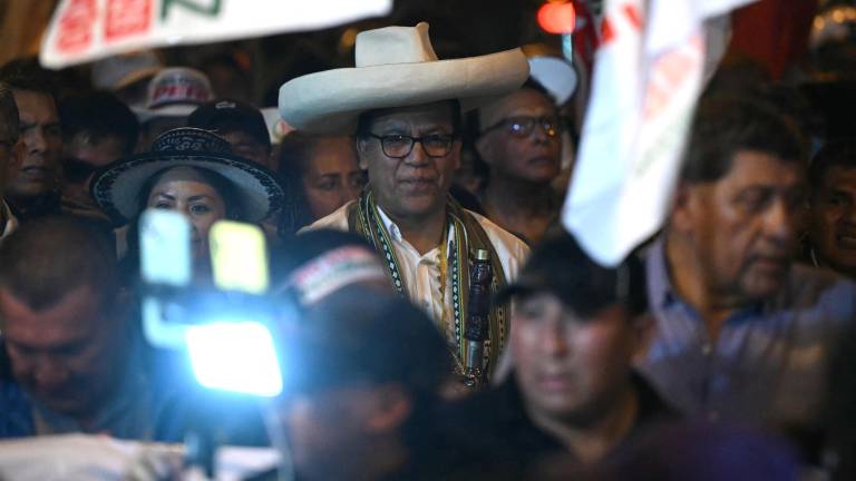 Roberto Sánchez encabeza protesta en defensa del voto en Perú, mientras Fujimori amplía su ventaja