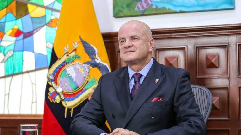 Vicepresidente encabeza Gabinete de Salud ante salida de ministra Garzón