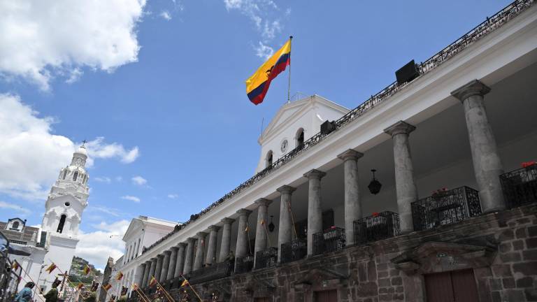 Gobierno elimina subsidio al diésel y anuncia que fondos se redigirán a programas sociales