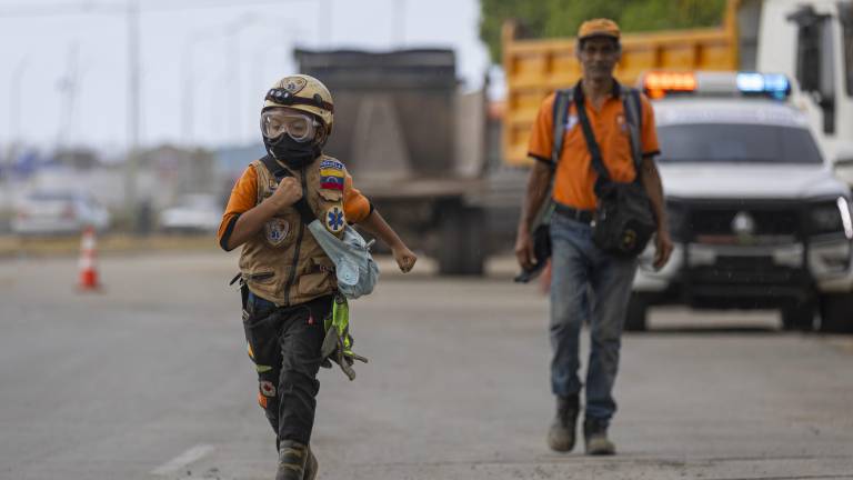 Sebastián Corro, el niño de 10 años que apoya en el rescate de mascotas tras los terremotos en Venezuela