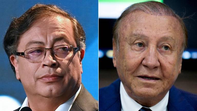 Colombia elegirá presidente entre el izquierdista Petro y Hernández, un outsider millonario