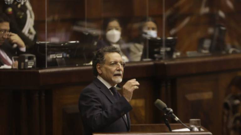 Asamblea Nacional censura al excontralor Pablo Celi por incumplimiento de funciones