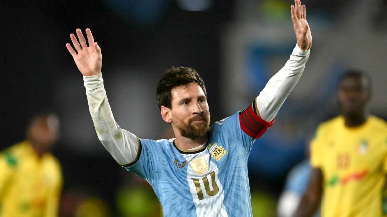 Lionel Messi se despide de Argentina con gol y una noche inolvidable en el Monumental