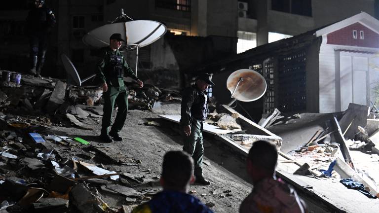 EE.UU. estima miles de fallecidos por el terremoto de 7.5 en Venezuela